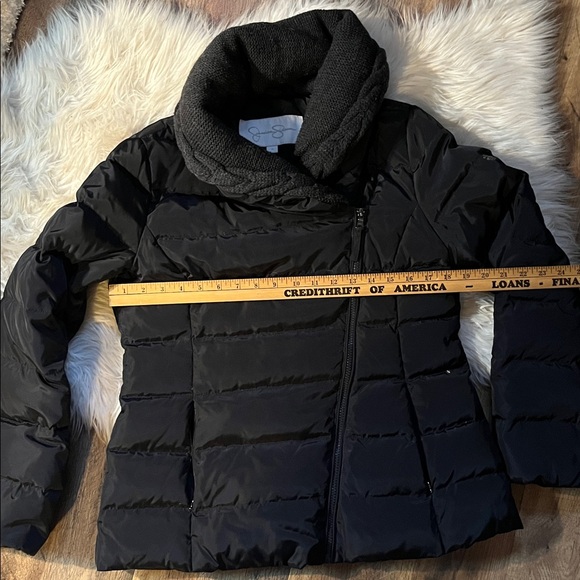 Jessica Simpson asymmetrical black puffer coat with knitted neck sweater collar - Picture 5 of 7